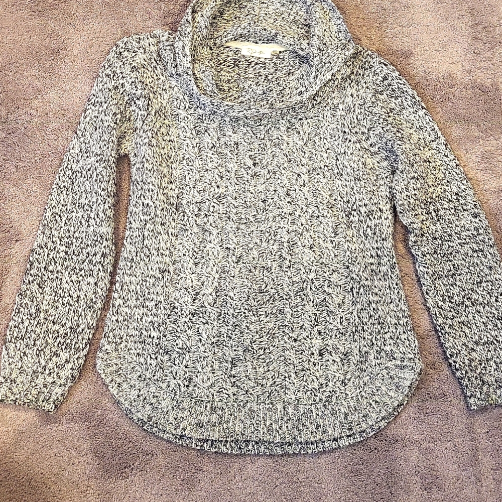 RD Style cowl-neck sweater size medium